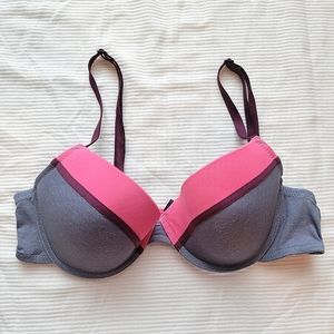 XOXO 34C Pink and Gray Underwire Bra